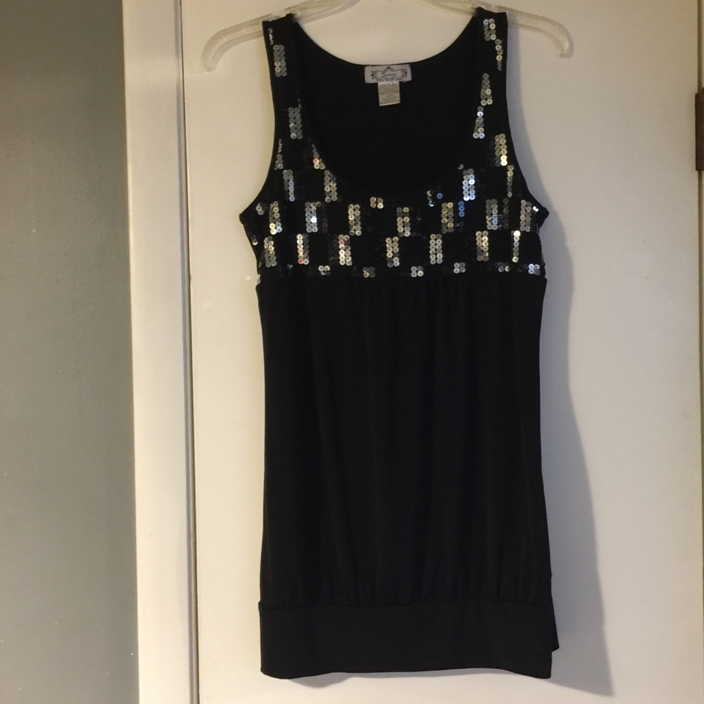 REDUCED PRICE‼️ Sequin Top